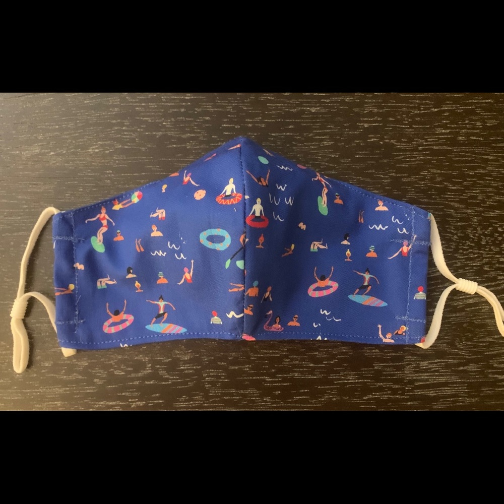 Fitted summer beach fun mask